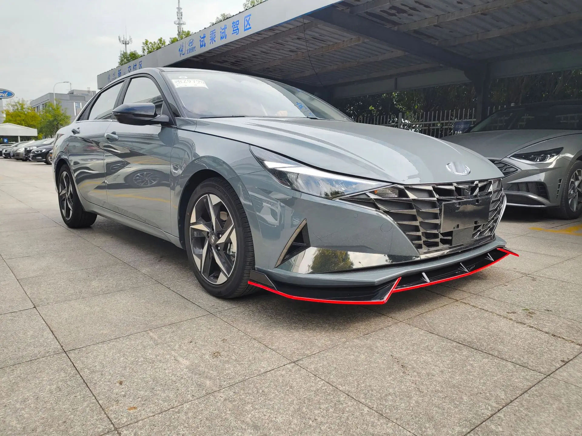 Front Bumper Splitter for Hyun - огляд і ціна Diffusion Material Roll